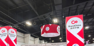 第九届加拿大服装纺织品采购展在多伦多隆重开幕